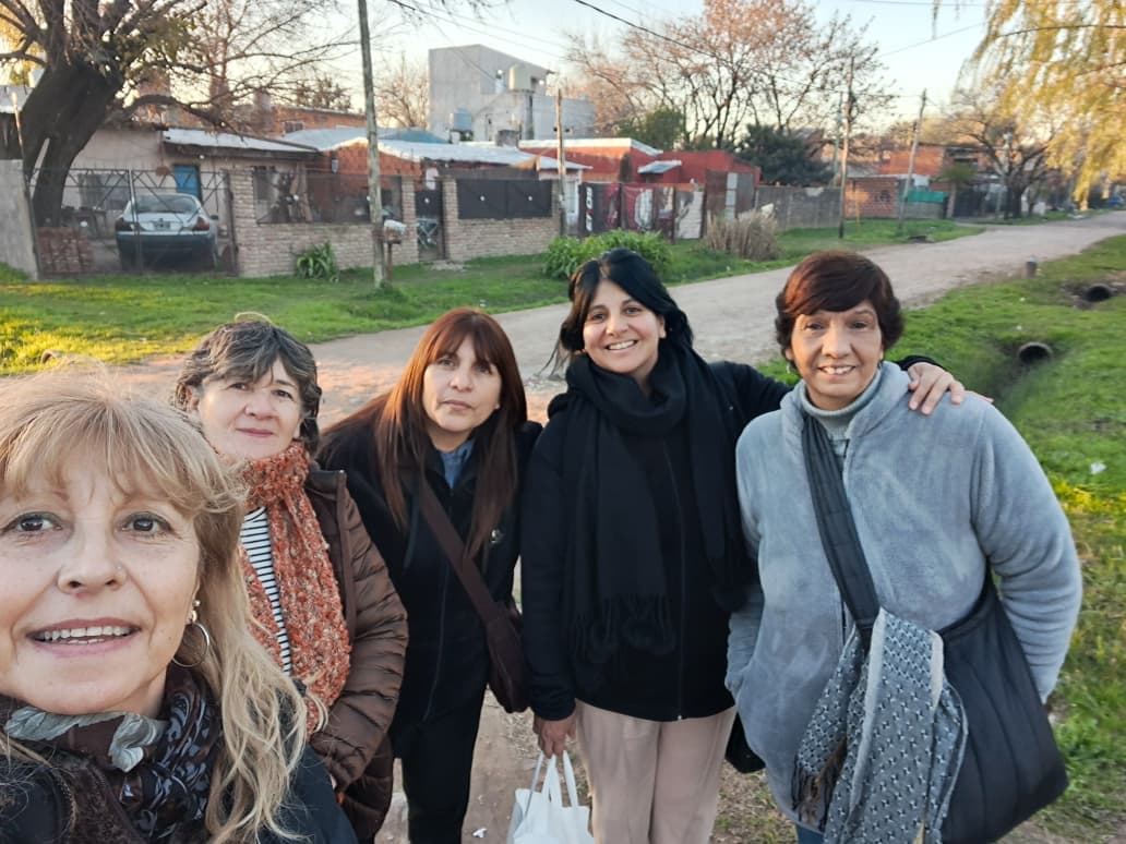 Imagen de la galería de Grupos la Red 2